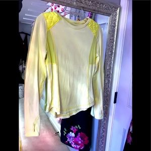 Lululemon top